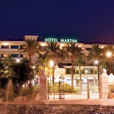 Martini Hotel 4*