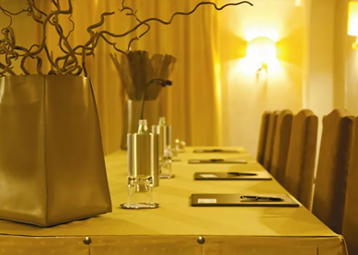 Martini מלון אולביה