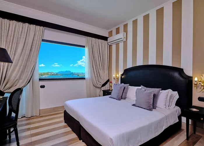 מלון Martini אולביה