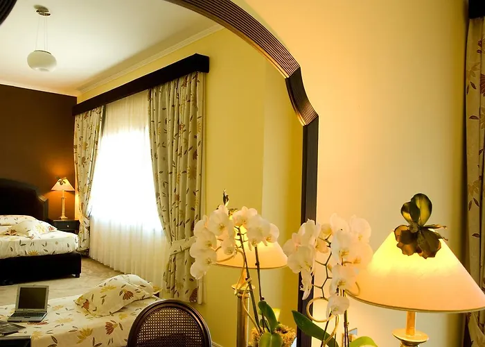 Martini 4* אולביה