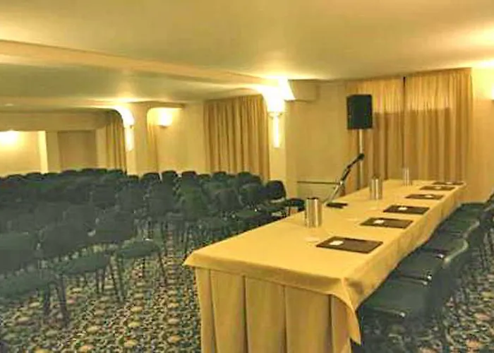 Martini 4* אולביה